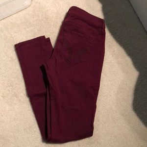 Hollister super skinny maroon pant